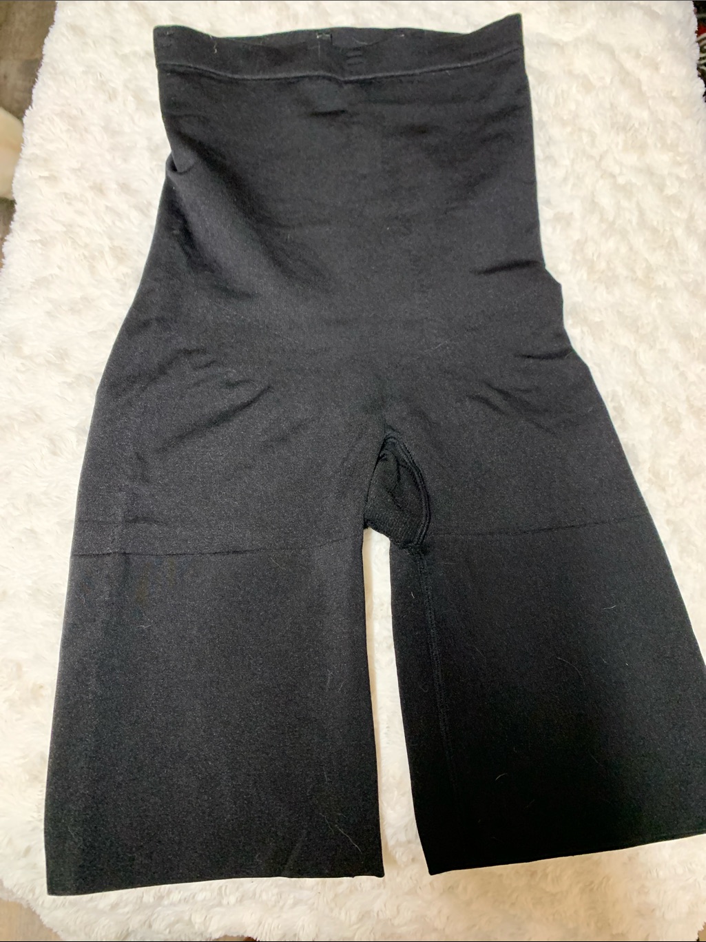 Spanx Black High-Waist Shaping Capris